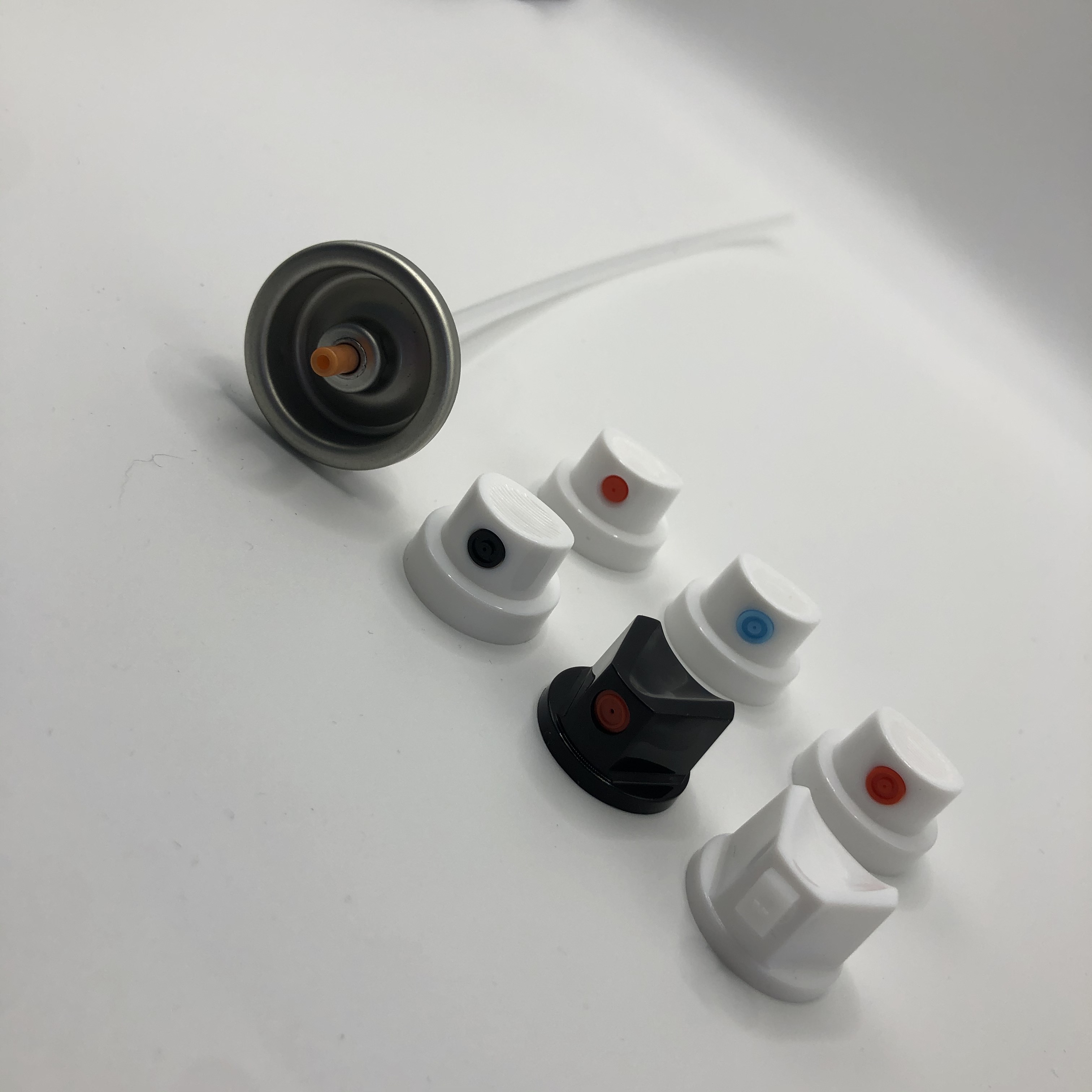 Válvula de dispensador de pintura eficiente: solución conveniente para dispensación de pintura controlada: confiable y versátil