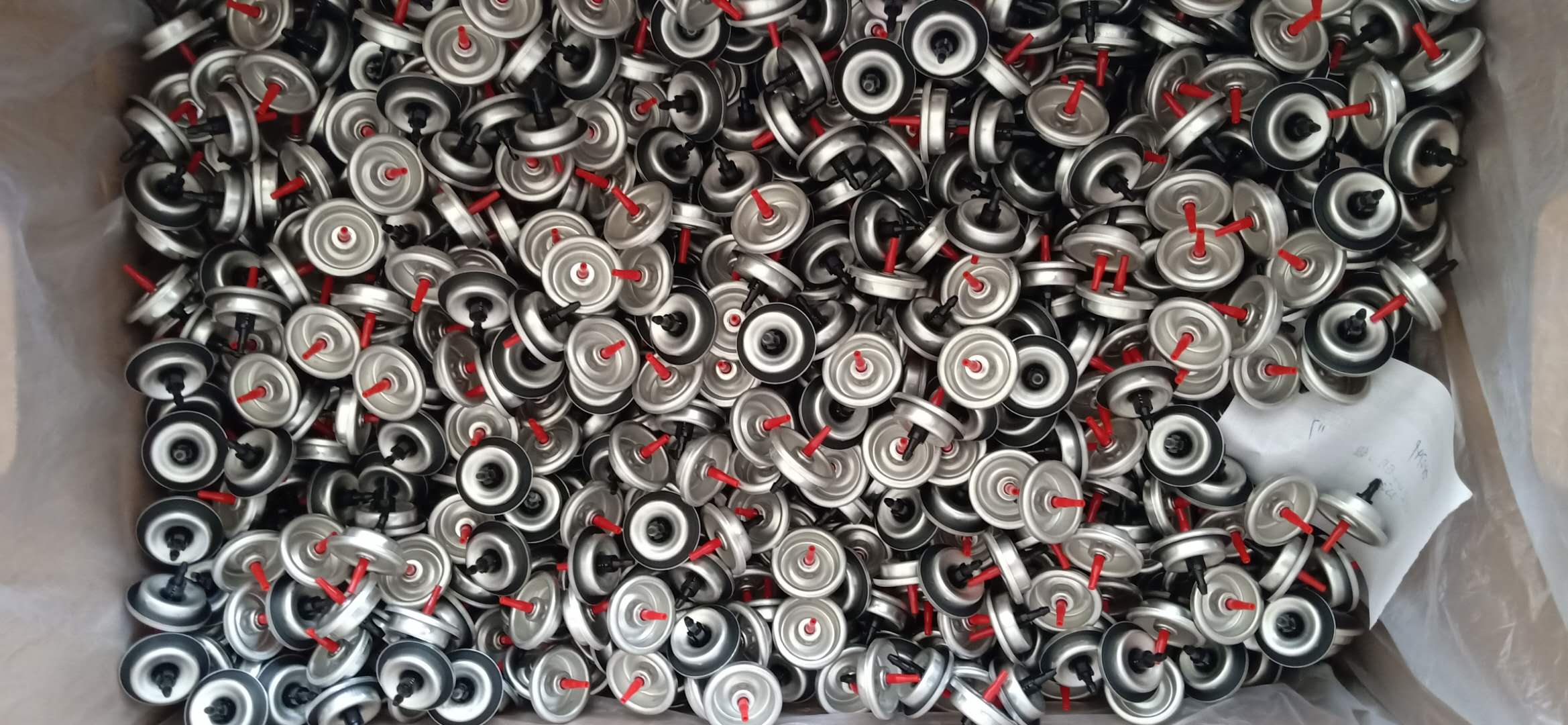 v&aacute;lvula de aerosol de recarga de gas butano m&aacute;s ligero